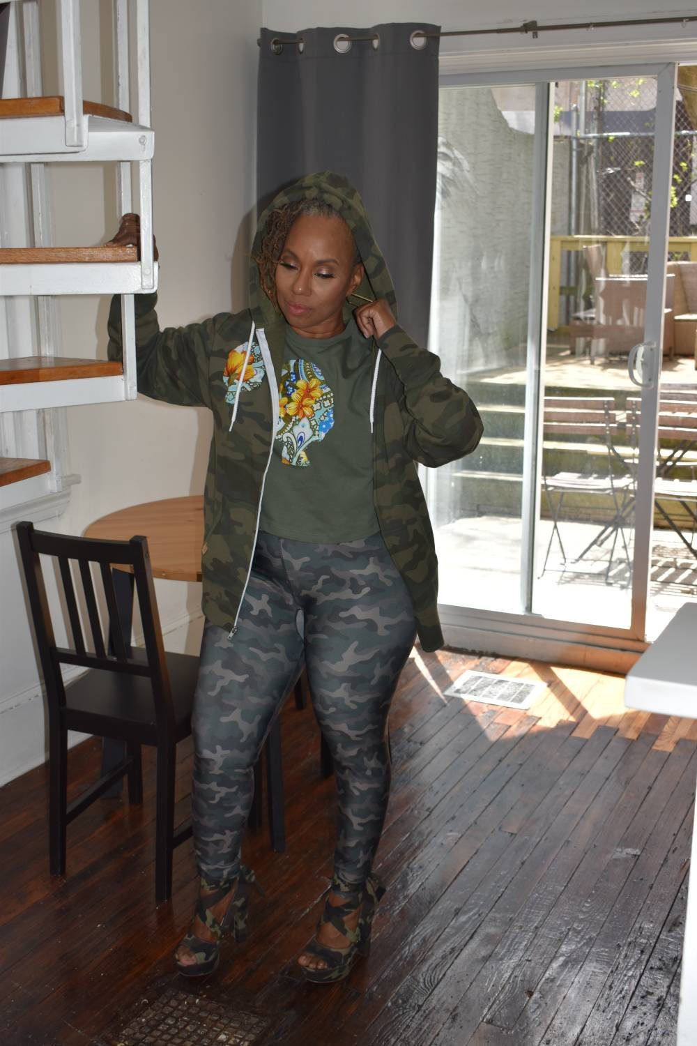 LiiLiiGiirl Camouflage Zip Hoodie: Floral AfroGirl Design