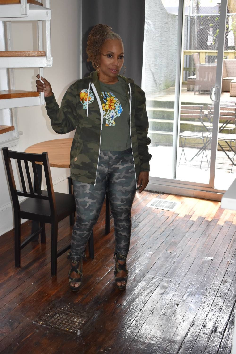 LiiLiiGiirl Camouflage Zip Hoodie: Floral AfroGirl Design