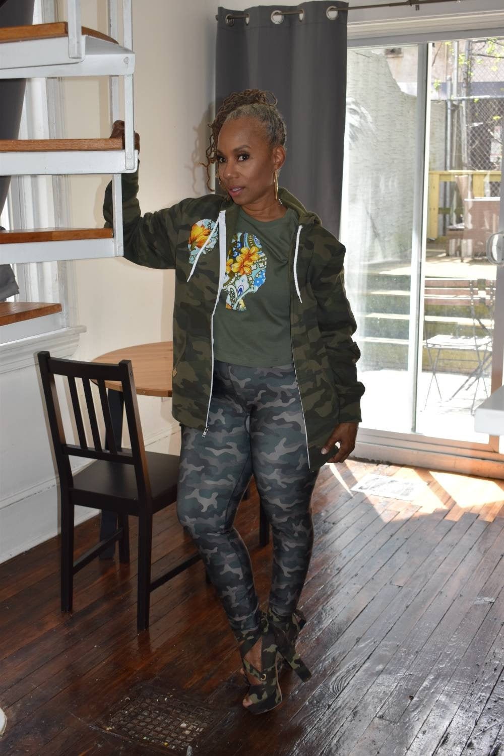 LiiLiiGiirl Camouflage Zip Hoodie: Floral AfroGirl Design