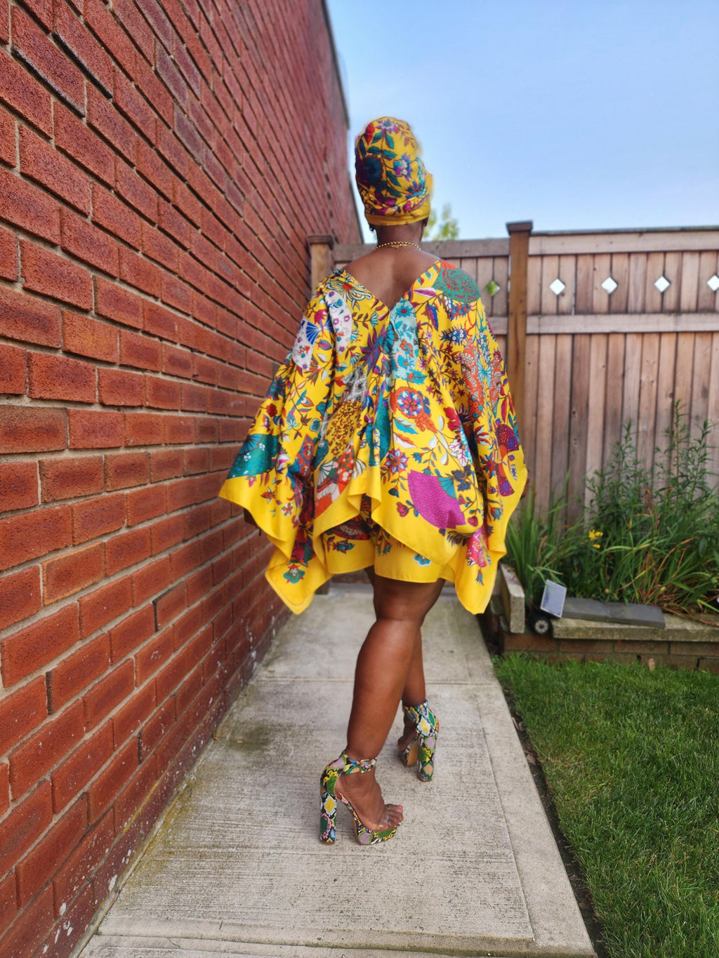 LiiLiiGiirl Sequin Afro-Girl Kaftan Tunic Top with Shorts & Scarf