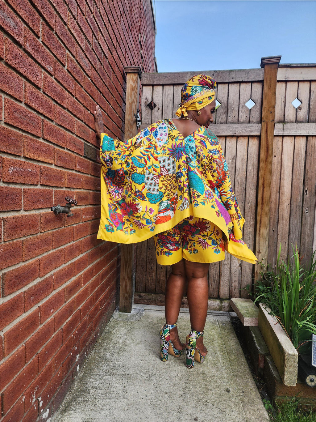 LiiLiiGiirl Sequin Afro-Girl Kaftan Tunic Top with Shorts & Scarf